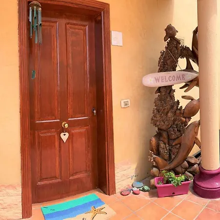 Cozy House In Tenerife Sur *