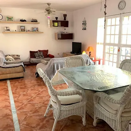 Cozy House In Tenerife Sur Feriehus *